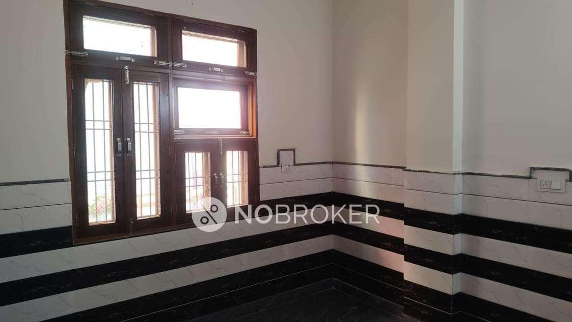 2 BHK Flat For Sale  In Kamruddin Nagar