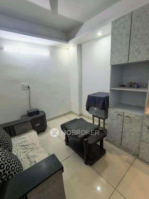 2 BHK Flat In Akshardham Apartments for Rent  In Sector 19