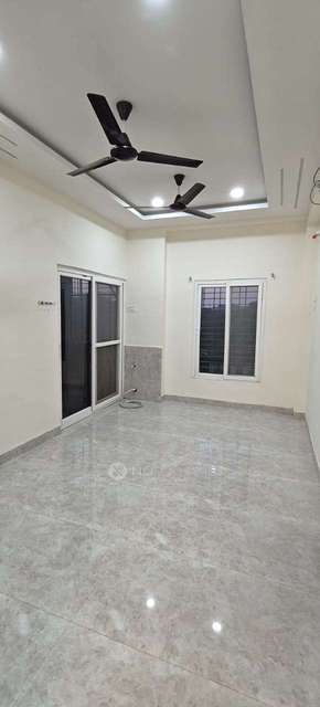 1 BHK Flat In Vijaya Sai Seva Residency For Sale  In G943+hr8, Miyapur - Janapriya West City Rd, Sai Ram Nagar, Prasanth Nagar, Miyapur, Telangana 500049, India