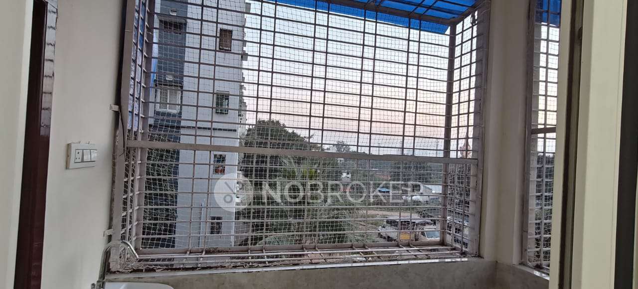 1 BHK Flat In Vijaya Sai Seva Residency For Sale  In G943+hr8, Miyapur - Janapriya West City Rd, Sai Ram Nagar, Prasanth Nagar, Miyapur, Telangana 500049, India