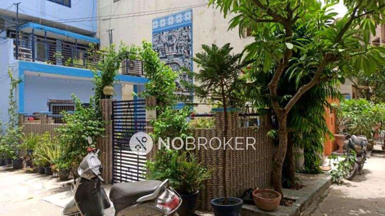 2 BHK Flat In Standalone Building  For Sale  In Jangpura A 