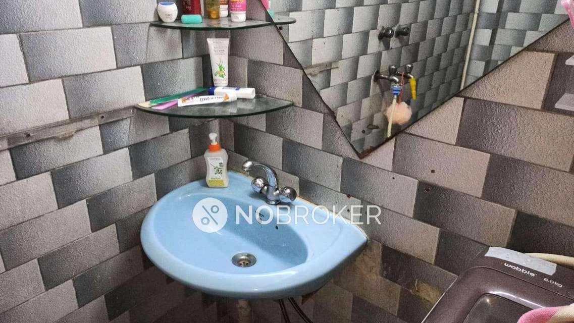 2 BHK Flat In Standalone Building  For Sale  In Jangpura A 