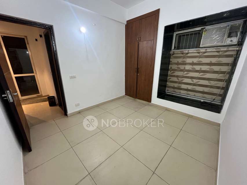 3 BHK Flat In Jaypee Kosmos for Rent  In Sector 134