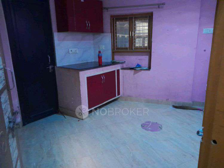 1 BHK House for Rent  In E136e, Mansa Ram Nanhey Park Rd