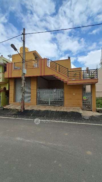 Shop in No 20, 1st Cross Road, Bangalore for Rent 