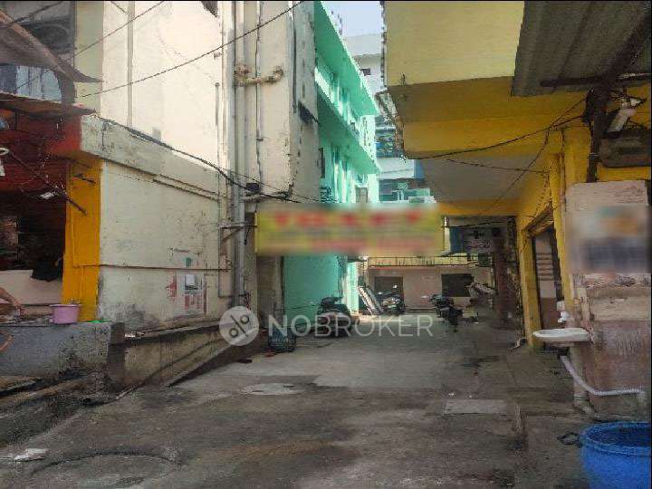 Showroom in Basheer Bagh, Hyderabad for Rent 