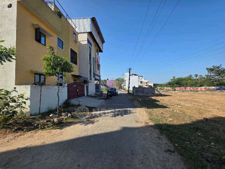 Plot For Sale  In Vgn Seremity Noav? In Nova Platina Extension