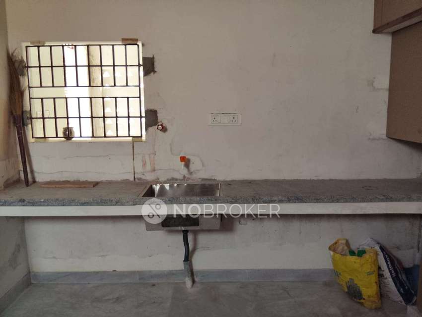 1 RK House for Rent  In  Mkb Nagar,