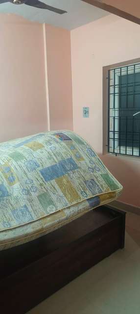 2 BHK Flat In Vilvam Towers Tnhb, Tnhb Colony for Rent  In Tnhb Colony