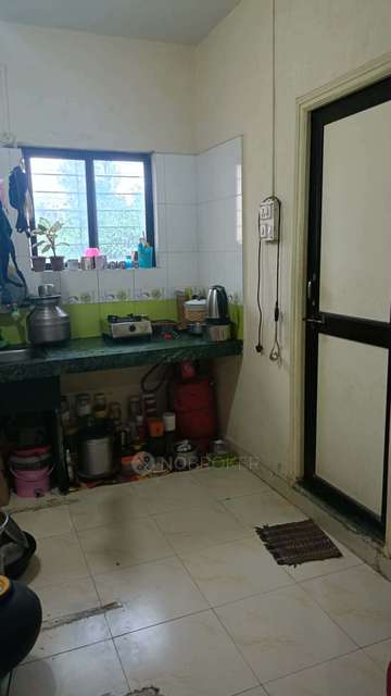 Shared Room for Female In 1 RK  In Kothrud,