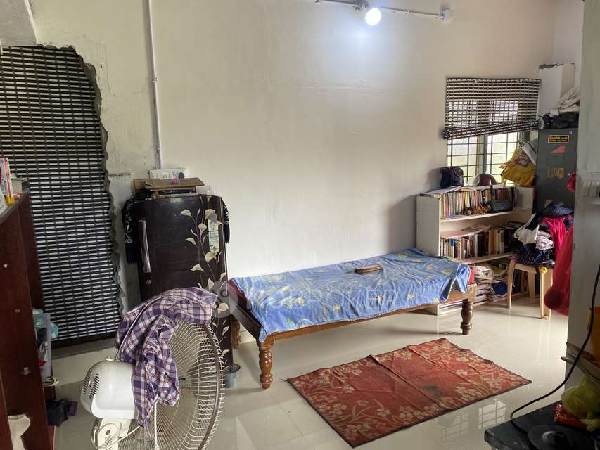 1 BHK House for Rent  In Independent House, Ambalipura-sarjapura Road Near Hotel Rasaganga