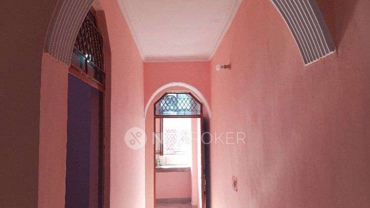 2 BHK Flat In  Sriniwaspuri Apartment  For Sale  In Mangolpuri