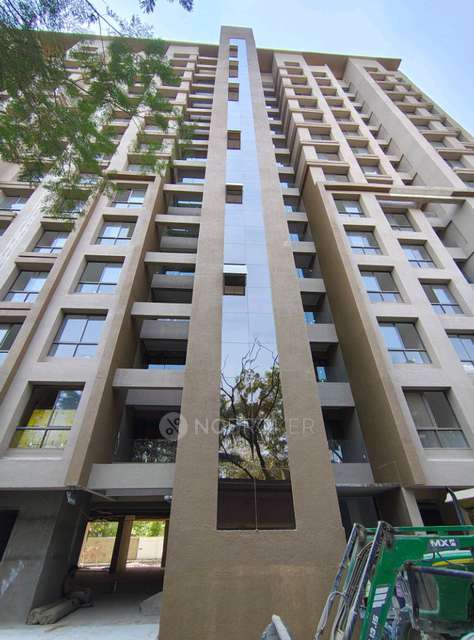 2 BHK Flat In Excellaa Tremont for Rent  In Mundhwa