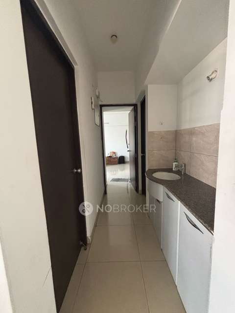 Shared Room for Male In 2 BHK  In Amanora Victory Towers In Mundhwa