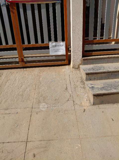 1 BHK Flat In Standalone  Building  for Rent  In Kodathi