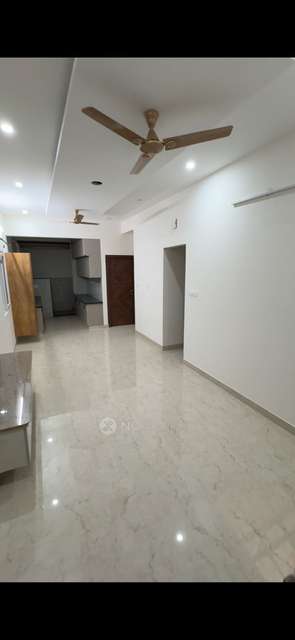 Single Room for Male In 2 BHK  In Near Kamraj Road In Sivanchetti Gardens