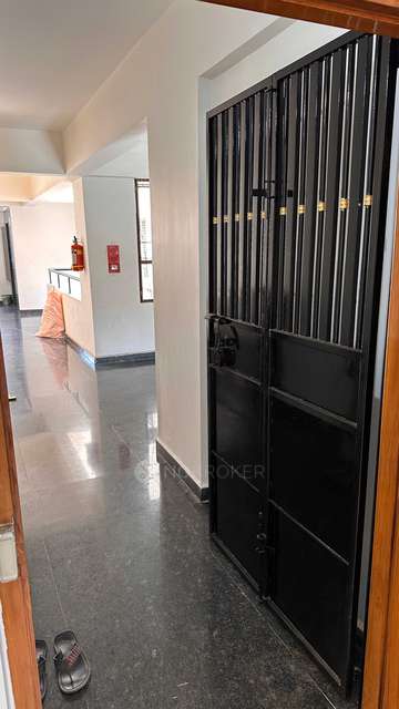 Single Room for Female In 3 BHK  In Sri Tirumala Sarovar In Singasandra