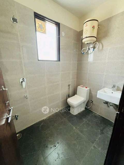 1 BHK Flat In Shonest Towers for Rent  In Wakad