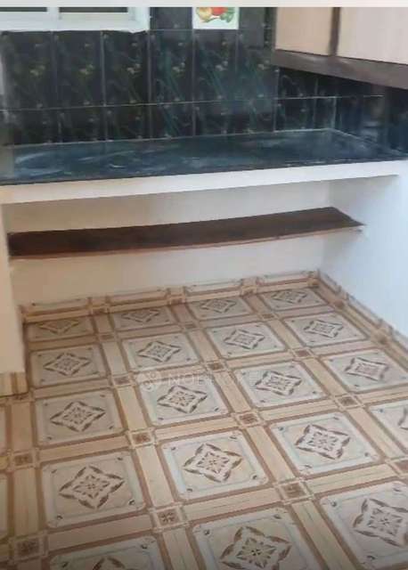 Single Room for Female In 2 BHK  In Saimma Illam In Choolaimedu