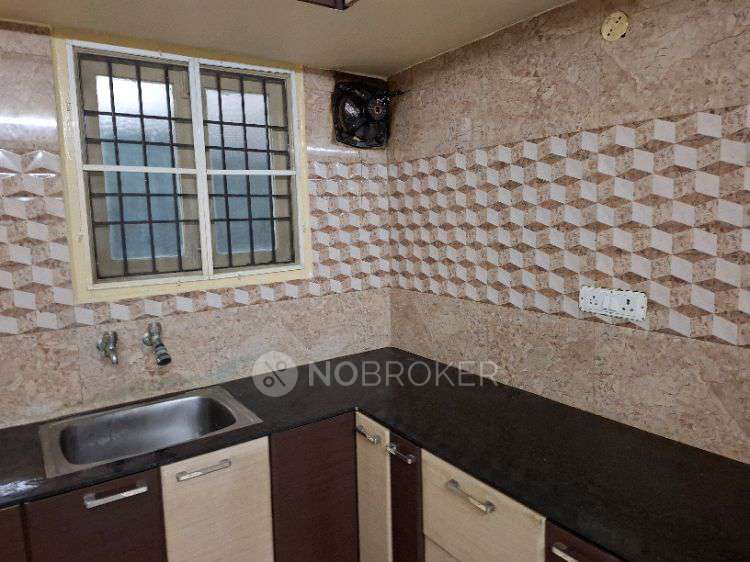 2 BHK Flat In Apartment Virugambakkam For Sale  In Arcot Road