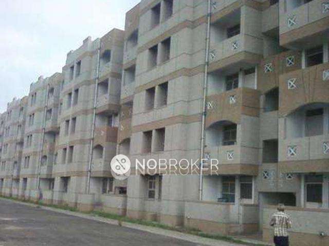 2 BHK Flat In Lig Flat For Sale  In Pitampura