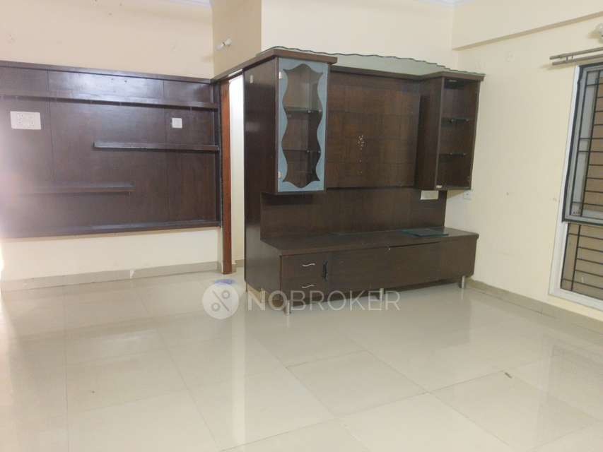 3 BHK Flat In R V Avaneendra Apartments  Pragathi Enclave Colonymiyapur Hyderabad For Sale  In Miyapur