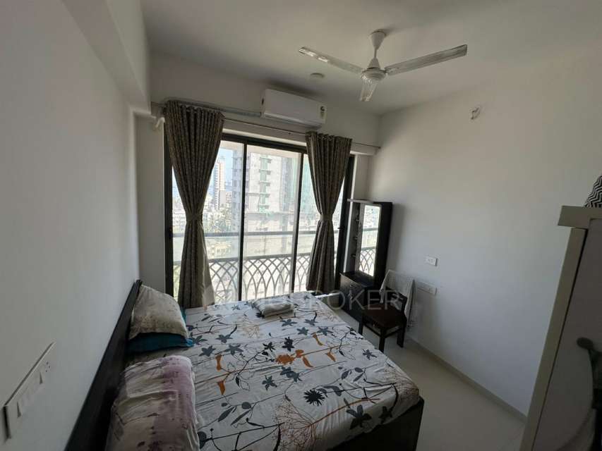 1 BHK Flat In Sugee Akanksha for Rent  In Dadar West