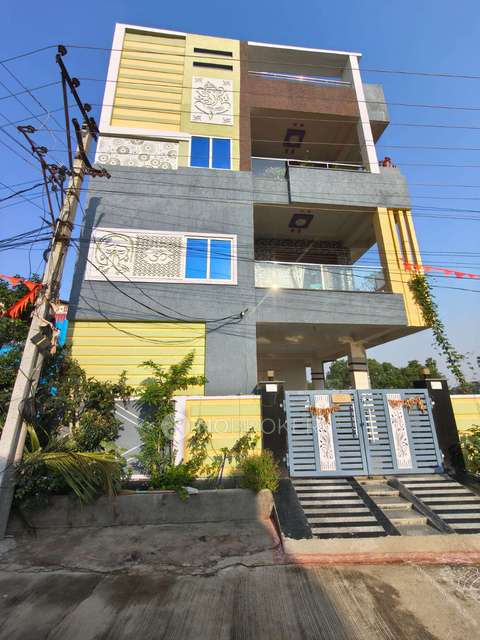 4+ BHK House For Sale  In  Neeladri Nagar