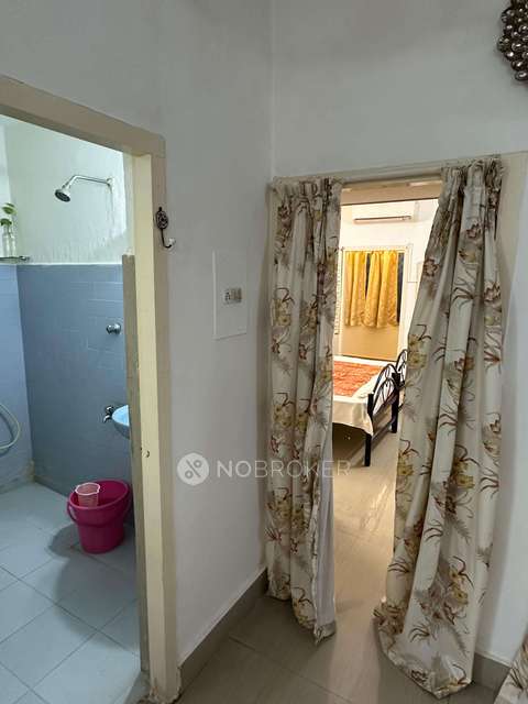 Shared Room for Female In 2 BHK  In Ashirwad Apartments In T. Nagar