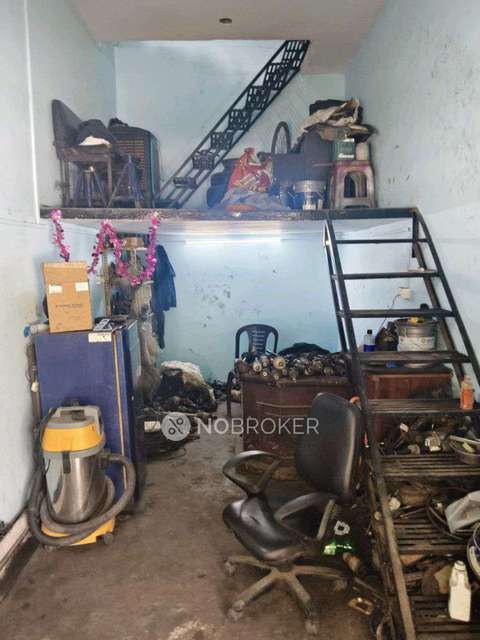 Shop in Sector 16, Noida for Rent