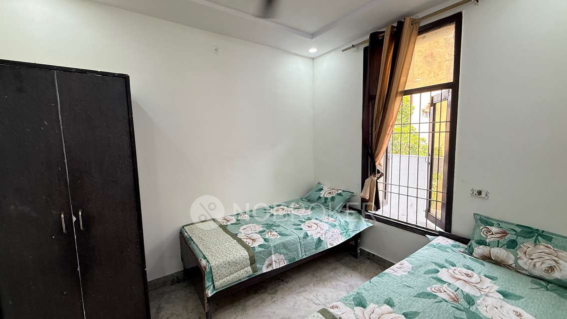 2 BHK House For Sale  In  Pandav Nagar