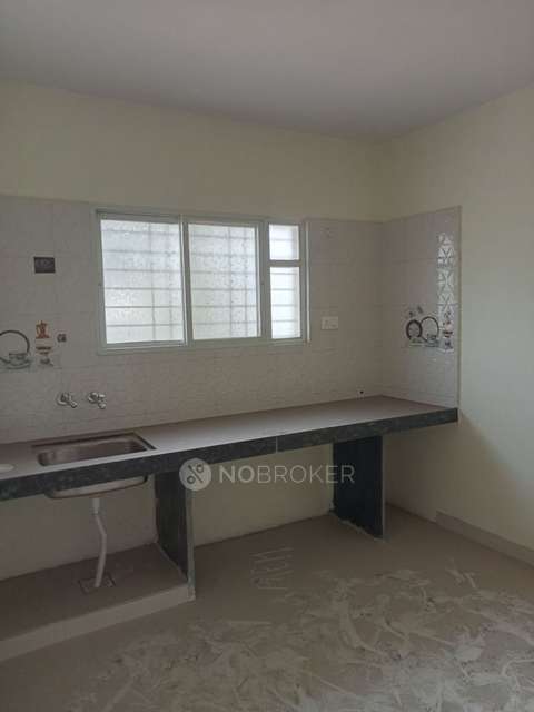 2 BHK Flat In Vighnharta Haight for Rent  In Manjri Bk