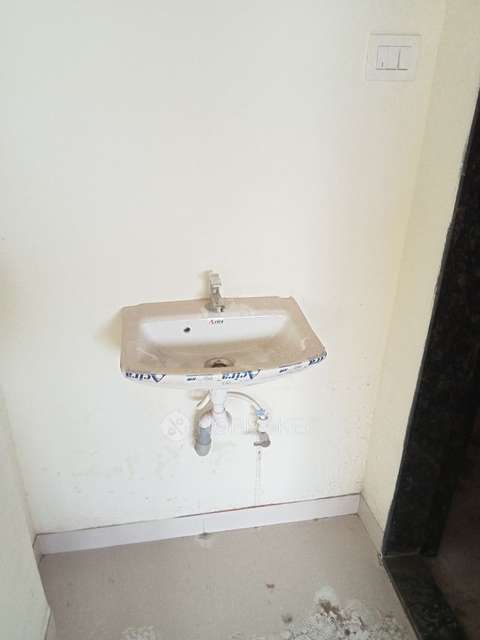 2 BHK Flat In Vighnharta Haight for Rent  In Manjri Bk