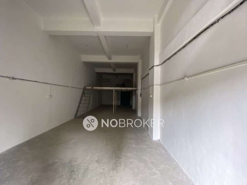 Industrial Building in Kandivali East, Mumbai for sale 