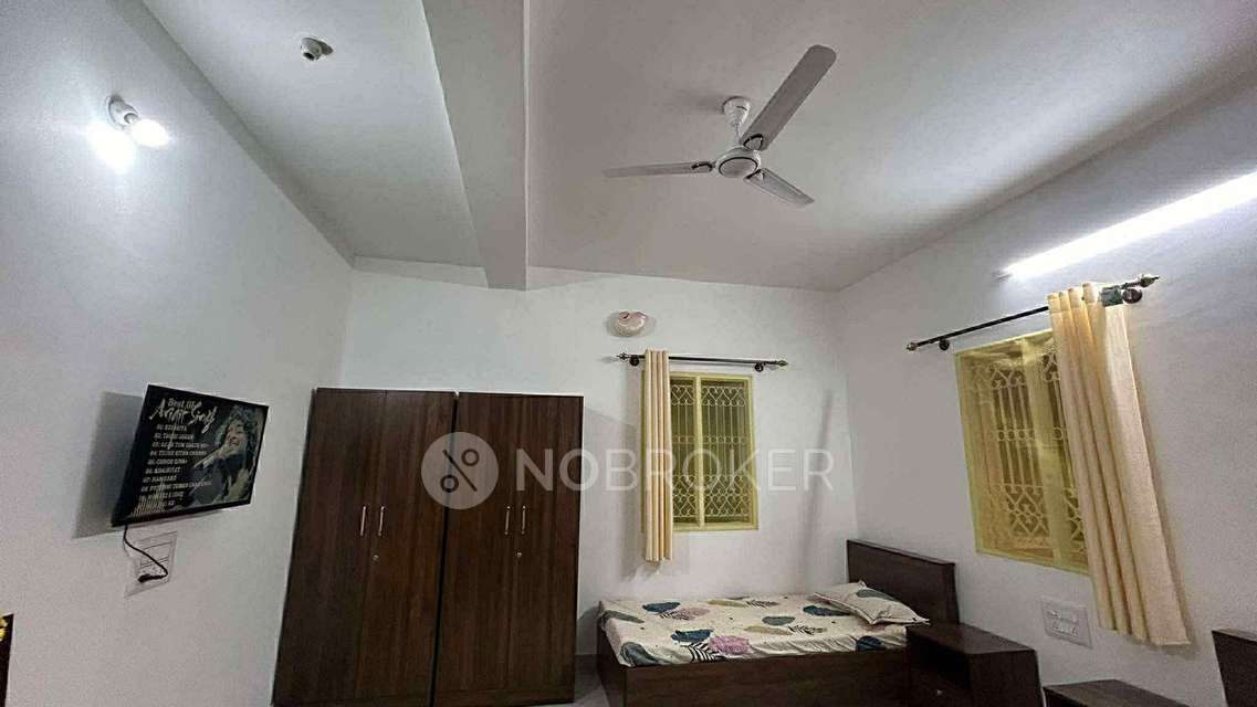PG for Girls in Domlur