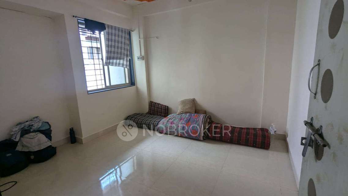 Shared Room for Male In 2 BHK  In Vikas Mani Apartment In Raviwar Peth,