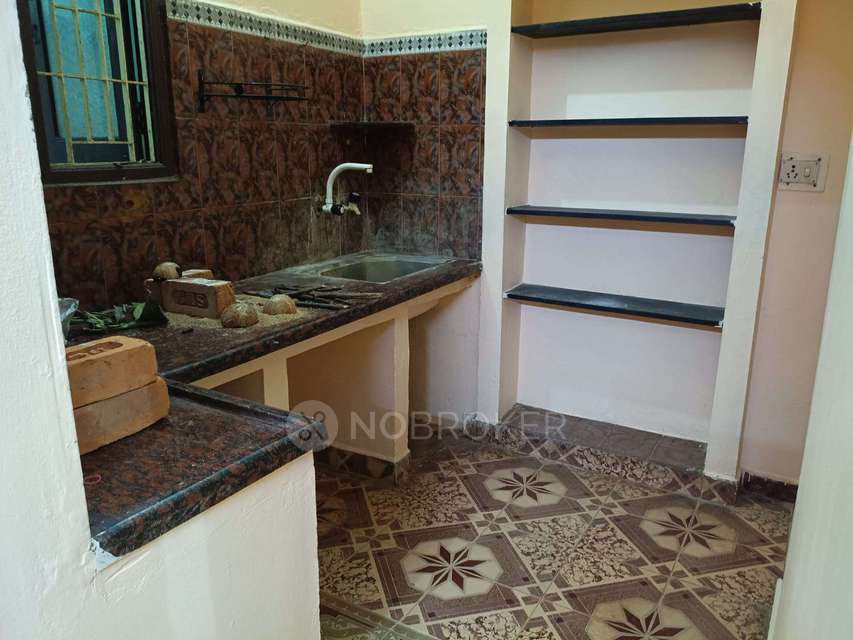 2 BHK House for Rent  In Selaivayal