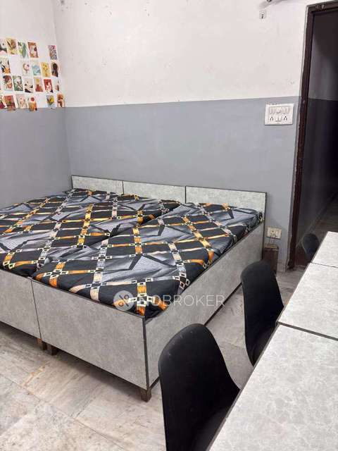 PG for Boys in Kamla Nagar