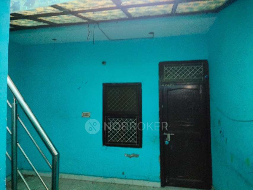 1 BHK Flat In 17441 Shahdara for Rent  In East Gorakh Park, Babarpur