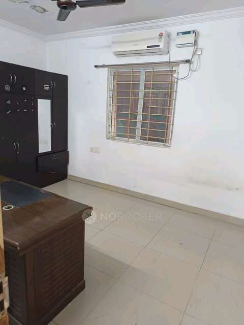 2 BHK Flat In Janapriya Metropolis For Sale In Moti Nagar
