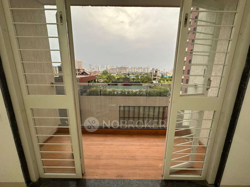 2 BHK Flat In Kohinoor Sportsville for Rent In Maan