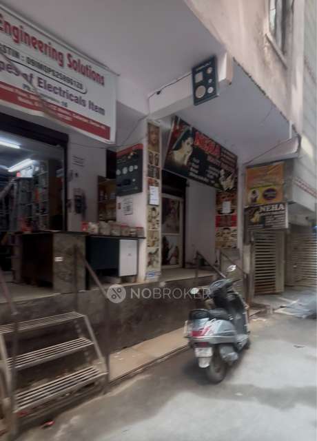 Shop in Noida Sec 45 Nri, Noida for Rent