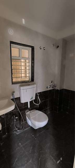 2 BHK Flat In Eden Garden for Rent In Tathawade