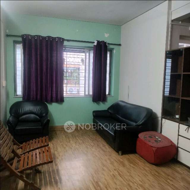 Shared Room for Female In 1 BHK  In Lunawat Complex In Kothrud