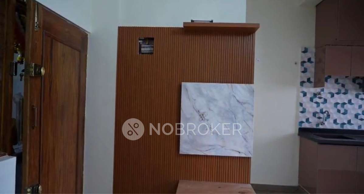 1 BHK Flat In Esha Kutera for Rent  In Aditya Girls Hostel