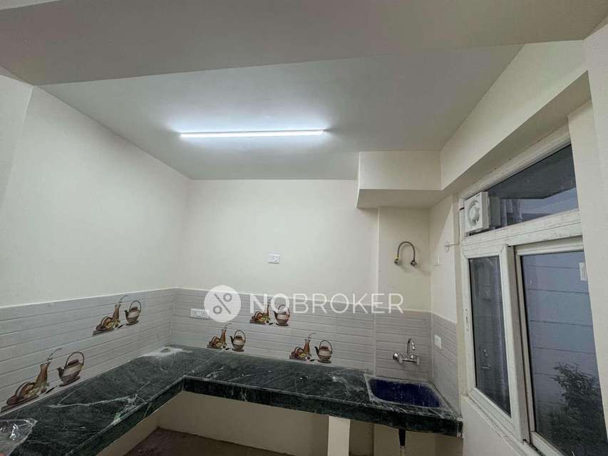 3 BHK Flat In Zara Aavaas Apartments For Sale  In Sector 104