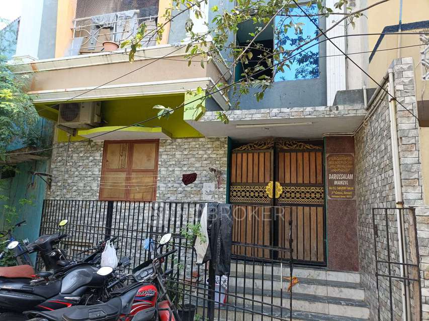 4+ BHK Flat For Sale  In Kodungaiyur