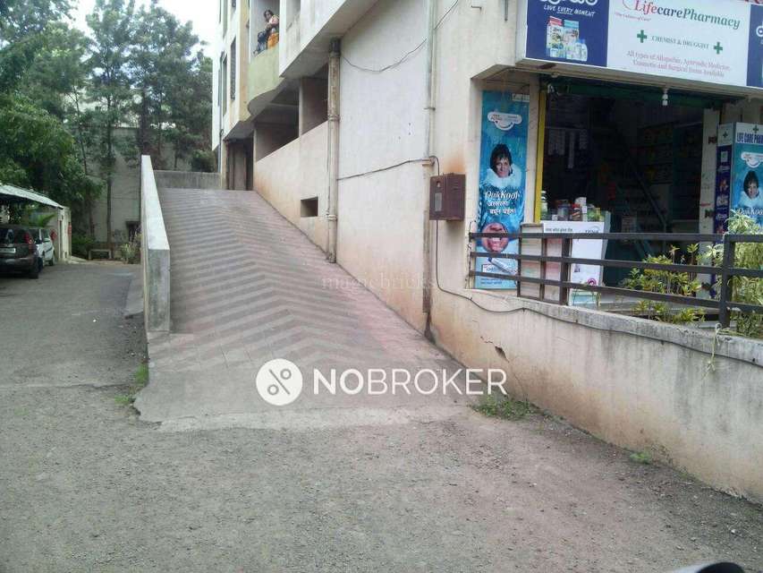 2 BHK Flat In Royal Heights, Bopodi For Sale  In Bopodi