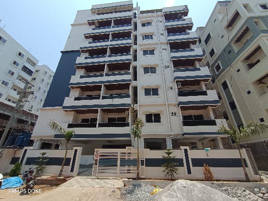 4 BHK Flat In Ameri Tower For Sale  In Masjid-e-gada Baig , Janachaitanya Colony 
