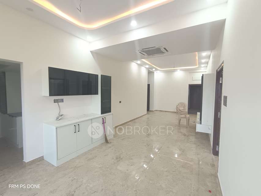 4 BHK Flat In Ameri Tower For Sale  In Masjid-e-gada Baig , Janachaitanya Colony 